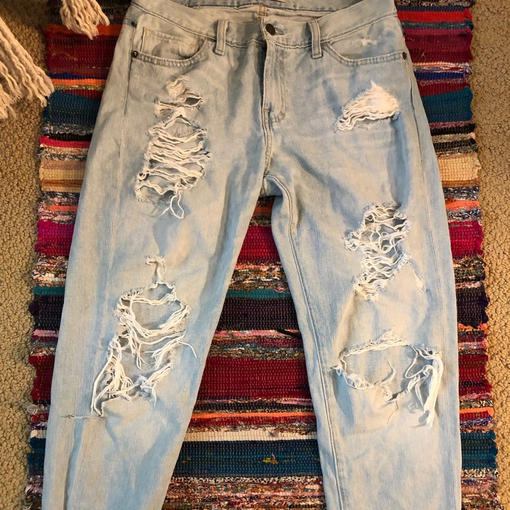 Abercrombie & Fitch mom jeans